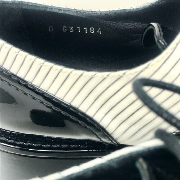 🪄100% Auth CHANEL Chunky Black Patent Pinstripe Lace Up Oxford Shoes sz 42 12 - Picture 14 of 14